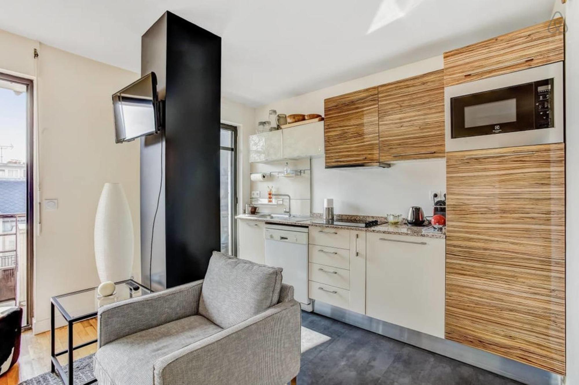 Appartement Des Toits - Welkeys Paris Exterior foto